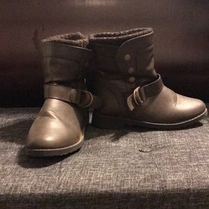 Rue 21 ankle booties